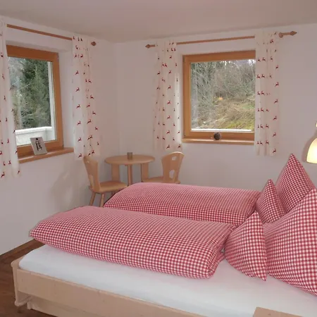 Alpenjaeger Apartman Hainzenberg