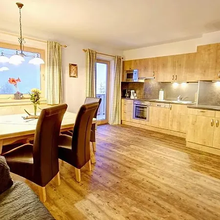 Alpenjaeger Apartman *